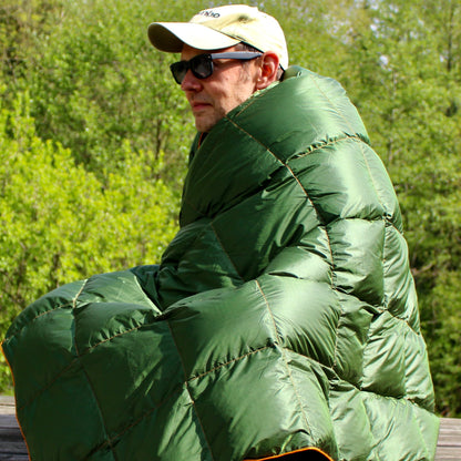 Horizon Hound Trek Down Camping Blanket - Outdoor Travel Quilt, Green | Insulated, Lightweight & Warm Gear for Sleep, Camping, Stadium, Hiking & Festivals | Water Resistant, Packable & Compact