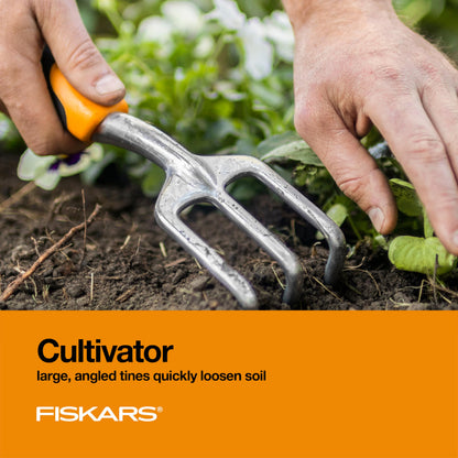 Fiskars 3-in-1 Garden Tool Set, Polished Cast-Aluminum Heads for Rust Resistance, Heavy-Duty Trowel, Transplanter & Cultivator for Digging and Planting, Non-Slip SoftGrip Handles Reduce Fatigue