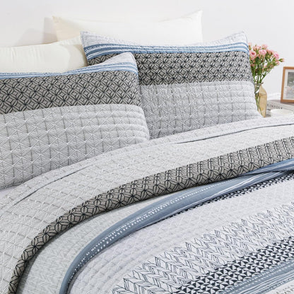 HOMBYS Stripe Oversized King Quilt Sets 128"x120", 3 Pieces Bedspread Set White and Light Blue Patchwork Coverlet, Soft and Lightweight Quilted Bedding Set for All Season-1 Quilt & 2 Pillow Shams