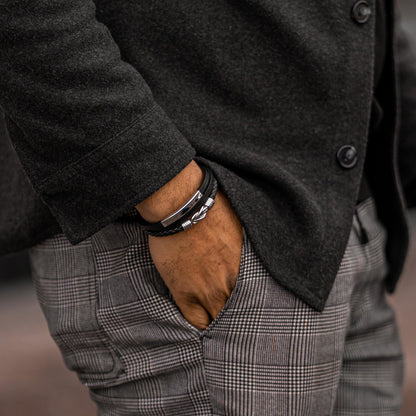 SERASAR Pulsera de cuero plateado para hombre 20cm Idea regalo Caja Piel vacuno trenzada genuino trenzado multicapa ajustable con cierre magnético