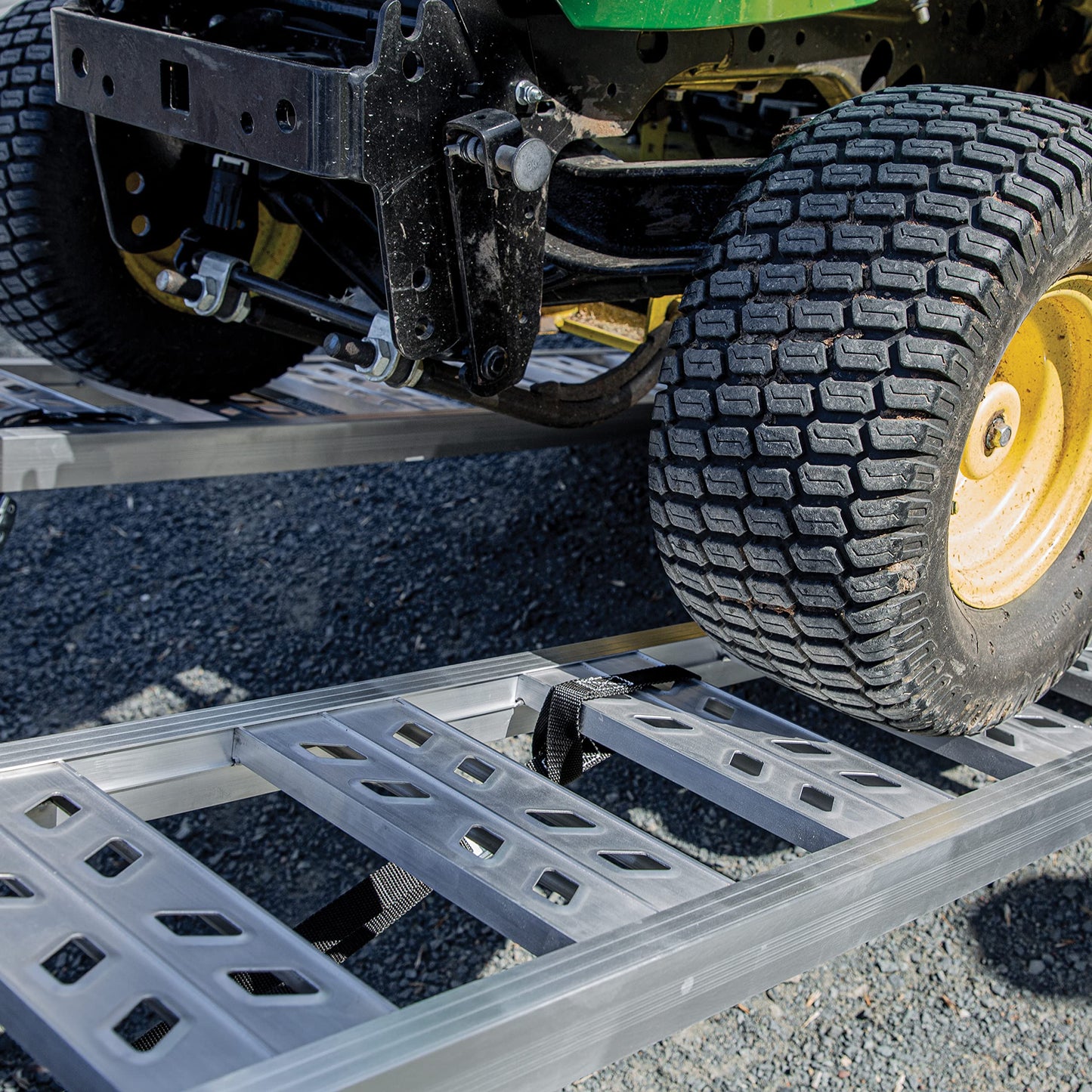 Yutrax® 77” Utility Ramps, High-Strength Extruded Aluminum, 1800 lb. Load Capacity, Lightweight, Versatile, ATV/Riding Lawn Mower Loading, Pair, YR101