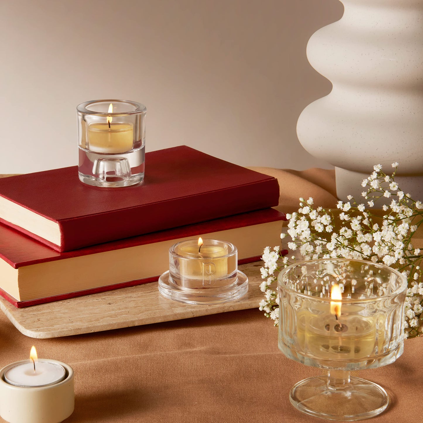 Bolsius - Large Pack of Tea Lights - 90 Pieces - 8 Burning Hours - White - Long Burning Time - Decorative Household Candles - Without Palm Oil - Clean Burning
