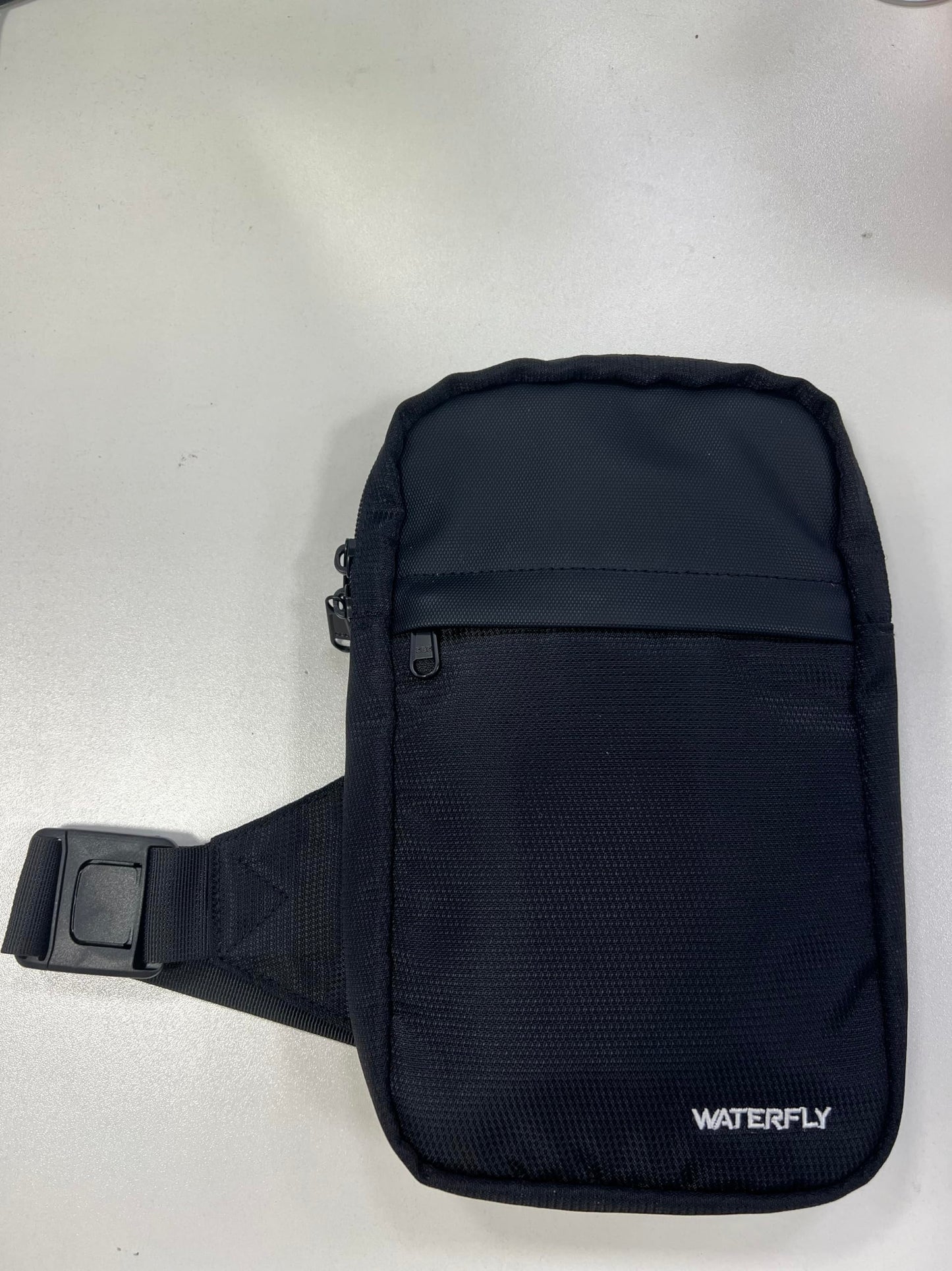 WATERFLY Crossbody Chest Sling bag: Small Shoulder Bag Crossover Cross Body Bag for Work Travelling Women Men