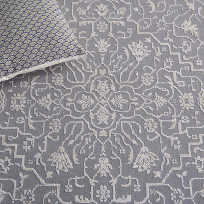 SAFAVIEH Area Rug 8x10 - Reflection Collection - Large - Light Grey & Cream, Non-Shedding & Easy Cleaning, Ideal for Living Room, Bedroom, Dining Space (RFT670C)