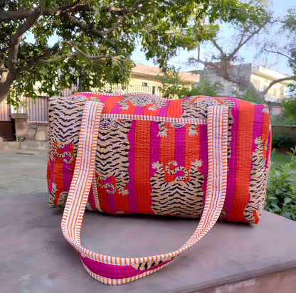 INDACORIFY Cotton Tiger Print Quilted Duffle Bags Large Size Beautiful Print Weekender Bags Handmade Shoulder Travel Overnight Trip Yoga Bag