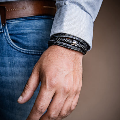 SERASAR Pulsera de cuero plateado 20cm para hombre idea regalo, genuino, caja cierre magnetico ajustable