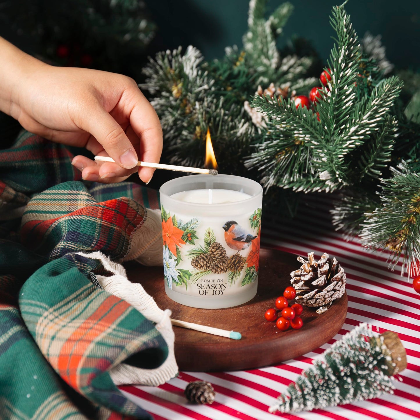 ROMIIE ZOI Christmas Scented Jar Candle - 6oz Soy Wax Candle - Season of Joy Infused with Winter Greenery Aroma - with Beautiful Keepsake Box Special for Christmas/Holiday Gifts